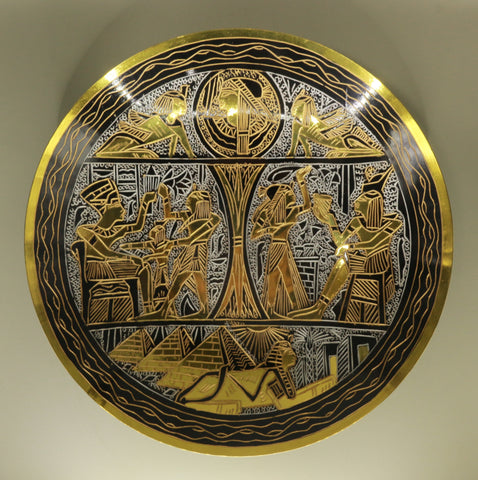 Handmade Golden Plate – "تاج الملك" (Taj al-Malik) – "Crown of the King"