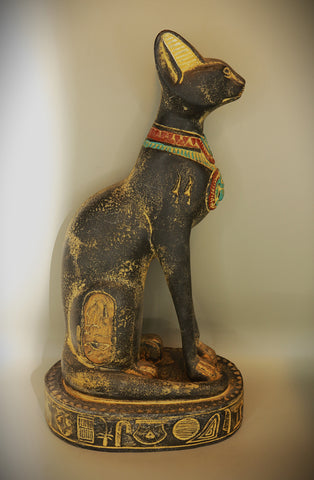 Royal Egyptian Artifact – "قطة مصرية" (Qiṭṭah Miṣrīyah) – "Egyptian Cat" (pharaonic schist)