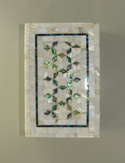 mother of pearl box "خيوط النور" (Khayout al-Noor) – "Threads of Light"