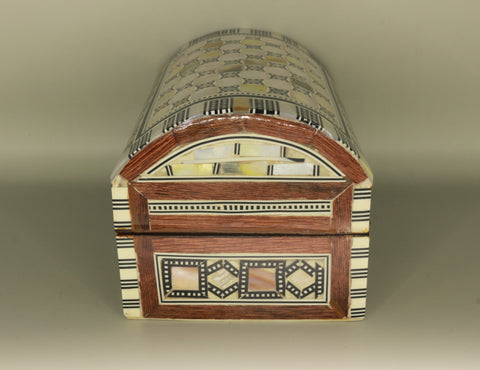 mother of pearl box  "جوهرة الفجر" (Jawharat al-Fajr) – "Jewel of the Dawn"