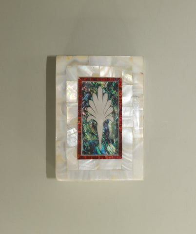Mother of Pearl Box – "زهرة اللوتس" (Zahret al-Lotus) – "Lotus Blossom"